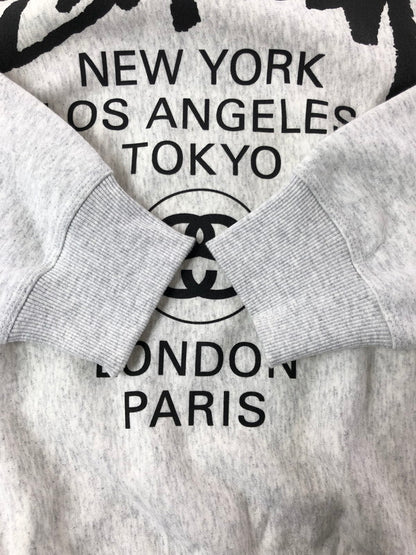 【中古品】【メンズ】 STUSSY ステューシー WORLD TOUR CREW SWEATSHIRT ワールド ツアー クルー スウェットシャツ トレーナー 142-260519-na-11-tagh サイズ：Ｌ カラー：グレー 万代Net店