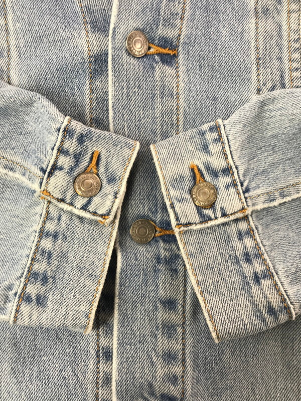 【現状渡し品】【メンズ】 LEVI'S リーバイス DENIM TRACKER JACKET 705070609 デニム トラッカー ジャケット ジージャン ライトアウター 146-260917-rt-42-tagh サイズ：XXL カラー：ライトインディゴ 万代Net店
