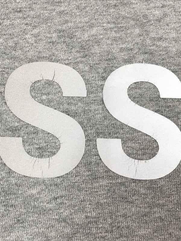 【中古品】【メンズ】 FOG ESSENTIALS フィア オブ ゴッド エッセンシャルズ REFLECTOR LOGO HOODIE リフレクター ロゴ フーディー ライトアウター 142-260530-rt-09-tagh サイズ：S カラー：グレー 万代Net店