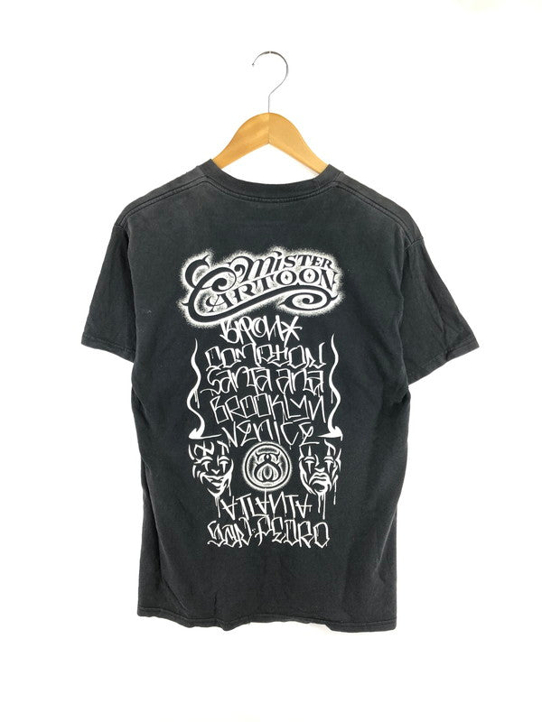 【現状渡し品】【メンズ】 STUSSY ステューシー × MR.CARTOON ミスターカートゥーン 00'S WORLD TOUR TEE 00年代 ワールドツアー Tシャツ 半袖Tシャツ 142-260531-na-04-tagh サイズ：M カラー：ブラック 万代Net店