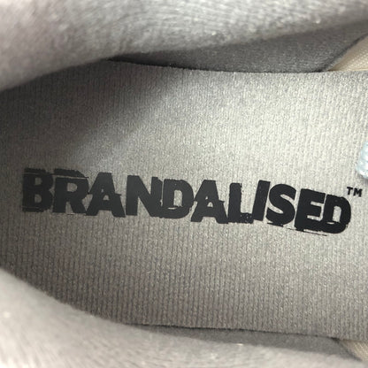 【中古美品】【メンズ】 VIA SANGACIO×BRANDALISED ヴィア・サンガチオ×ブランダライズド にゅ～ずMOM BANKSY コラボ LOWCUT SNEAKER ローカット スニーカー シューズ 靴 162-260529-ki-05-tagh サイズ：27.5cm US9.5 カラー：GRAY WHITE 万代Net店