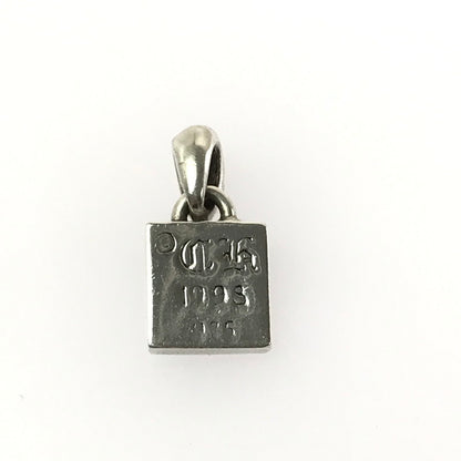 ※店頭販売のみ 【中古品】【メンズ】 CHROME HEARTS クロムハーツ OLD FRAMED CH PLUS CHARM オールド フレームド CHプラス チャーム ペンダントトップ アクセサリー 190-260523-na-33-ichh カラー：シルバー 万代Net店