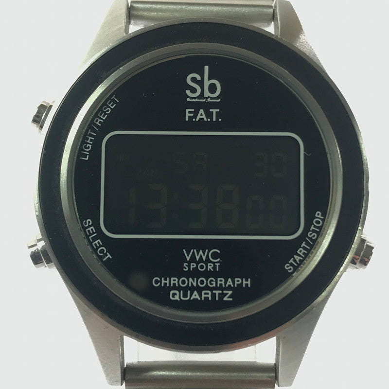 【中古品】【メンズ】 F.A.T. エフエーティー × SB SKATEBOARD JOURNAL × VAGUE WATCH CO. ヴァーグウォッチカンパニー F32310-AC01 DG2000 JD2000 デジタル腕時計 余りコマ4個 197-260607-na-03-tagh カラー：シルバー 万代Net店