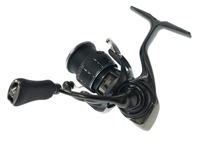 【中古美品】 DAIWA ダイワ 24 LUVIUS ST LT2500S-XH 24ルビアス ST LT2500S-XH スピニングリール 釣り 釣り具等 134-260729-rt-07-tagh 万代Net店