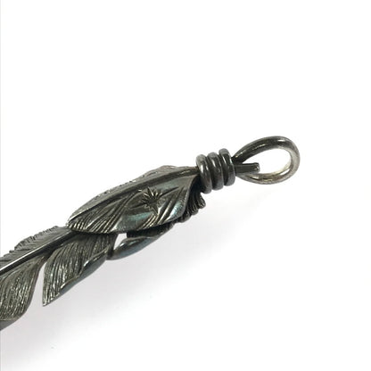 【現状渡し品】【メンズ】 SAAD サード ARABESQUE SUN SYMBOL FEATHER TOP アラベスク サンシンボル フェザー トップ アクセサリー 191-260601-na-08-tagh カラー：シルバー系(変色有) 万代Net店