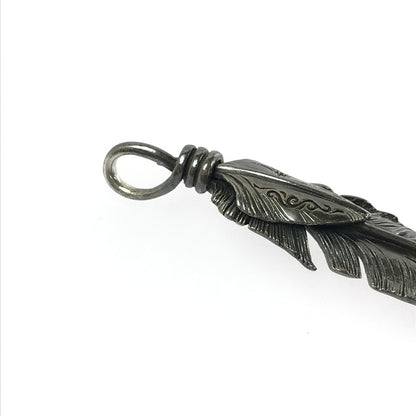 【現状渡し品】【メンズ】 SAAD サード ARABESQUE SUN SYMBOL FEATHER TOP アラベスク サンシンボル フェザー トップ アクセサリー 191-260601-na-08-tagh カラー：シルバー系(変色有) 万代Net店