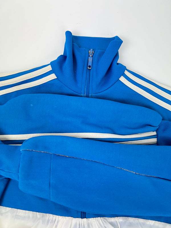 【中古品】【レディース】 CONCEPT STORE コンセプトストア adidas JERSEY REMAKE ONE-PEACE アディダス ジャージリメイクワンピース トップス オールインワン 178-260620-kk-09-hon サイズ：S カラー：BLUE/WHITE 万代Net店