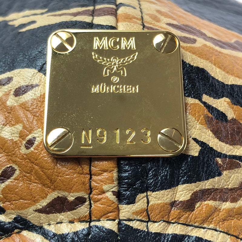 【中古品】【メンズ】 MCM エムシーエム ×PHENOMENON フェノメノン LEATHER CAP 1379-343-0319 レザー キャップ 帽子 185-260620-na-02-tagh カラー：カモ 万代Net店