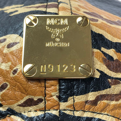 【中古品】【メンズ】 MCM エムシーエム ×PHENOMENON フェノメノン LEATHER CAP 1379-343-0319 レザー キャップ 帽子 185-260620-na-02-tagh カラー：カモ 万代Net店