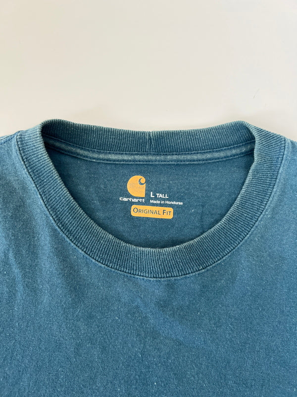 【現状渡し品】【メンズ】 Carhartt カーハート POCKET S/S TEE K87-984 ポケット ショートスリーブ Tシャツ 半袖 トップス 178-260620-kk-06-hon カラー：STREAM BLUE 万代Net店
