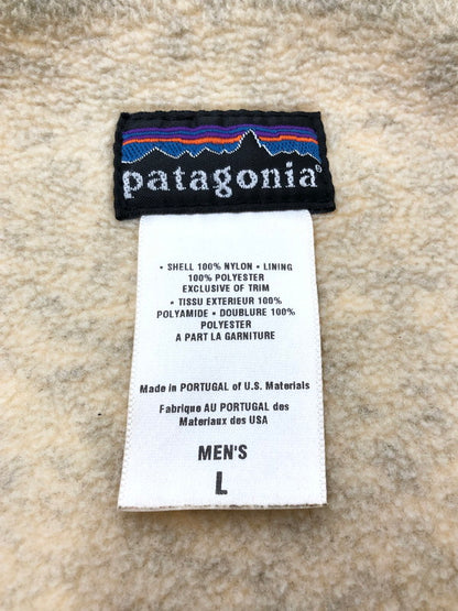 【中古品】【メンズ】 PATAGONIA パタゴニア 00's SHELLED SYNCHILLA JACKET 28131EF5 05年製 シンチラ ジャケット ライトアウター 144-260705-rt-05-tag サイズ：L カラー：ベージュ 万代Net店