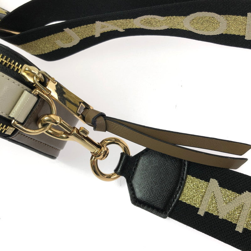 【中古品】【レディース】 MARC JACOBS マークジェイコブス THE SNAPSHOT M0014146 ザ スナップショット ショルダーバッグ "CEMENT MULCH" カバン 180-260616-na-07-tagh カラー：ブラウン系 万代Net店