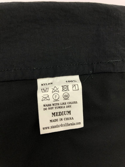 【中古品】【メンズ】 STANDARD CALIFORNIA スタンダード カルフォルニア NYLON SHORT PANTS ナイロン ショート パンツ ボトムス 156-260624-rt-23-tagh サイズ：M カラー：ブラック 万代Net店