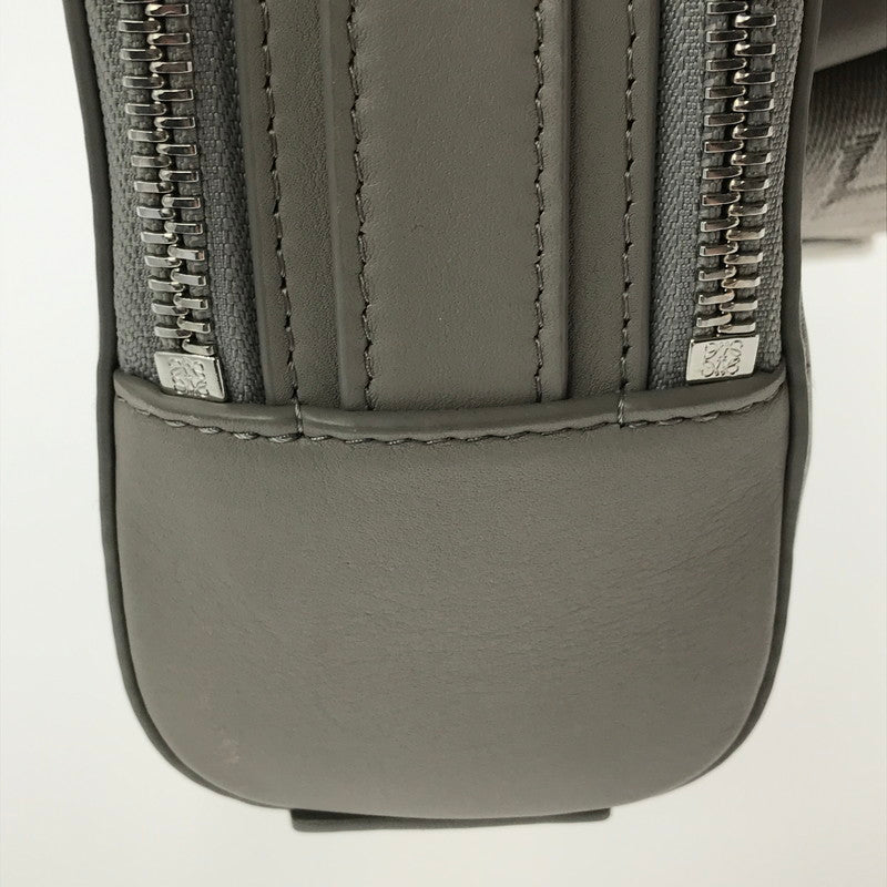 【中古品】【レディース】 LOEWE ロエベ CROSS BODY CAMERA BAG MINI 0011326543 クロスボディ カメラ バック 2WAYバッグ ショルダーバッグ カバン 180-260608-na-02-tagh カラー：SHELL GRAY 万代Net店