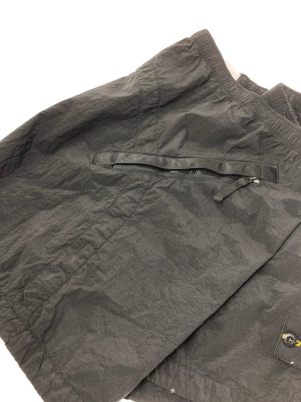 【中古品】【メンズ】 STONE ISLAND ストーン アイランド NYLON METAL IN ECONYLR SHORTS L1S15L100008S0019 国内正規 エコナイロン ショートパンツ ボトムス 152-260621-rt-11-tagh サイズ：36 カラー：ブラック 万代Net店