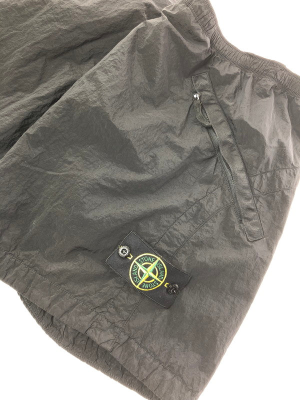 【中古品】【メンズ】 STONE ISLAND ストーン アイランド NYLON METAL IN ECONYLR SHORTS L1S15L100008S0019 国内正規 エコナイロン ショートパンツ ボトムス 152-260621-rt-11-tagh サイズ：36 カラー：ブラック 万代Net店