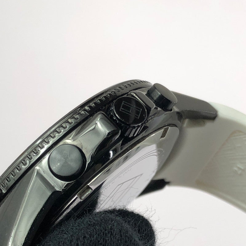 【中古品】【メンズ】 TOMMY HILFIGER トミーヒルフィガー AIDEN QUARTZ WATCH TH.430.1.34.3094 エイデン クォーツ ウォッチ 腕時計 198-260620-na-08-tagh カラー：ホワイト/ブラック 万代Net店