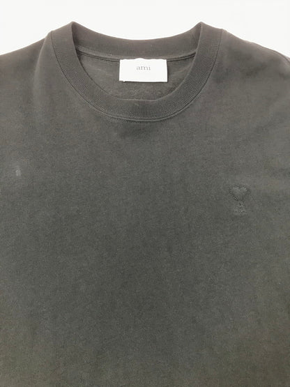 【中古品】【メンズ】 AMI アミ SMALL EMBOSSED AMI DE COEUR T-SHIRT エンボス Tシャツ 半袖 Tシャツ トップス 141-260625-rt-12-tagh サイズ：＜ カラー：ブラック 万代Net店