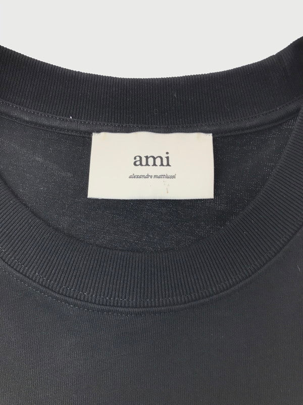 【中古品】【メンズ】 AMI アミ SMALL EMBOSSED AMI DE COEUR T-SHIRT エンボス Tシャツ 半袖 Tシャツ トップス 141-260625-rt-12-tagh サイズ：＜ カラー：ブラック 万代Net店