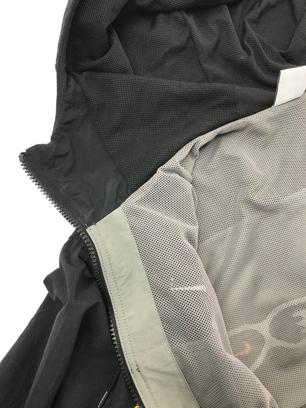 【中古品】【メンズ】 NIKE ナイキ CLUB MEN'S HOODED JACKET IH5962-029 クラブ メンズ フーデッド ジャケット ライトアウター 148-260625-rt-28-tagh サイズ：M カラー：グレー/ブラック 万代Net店
