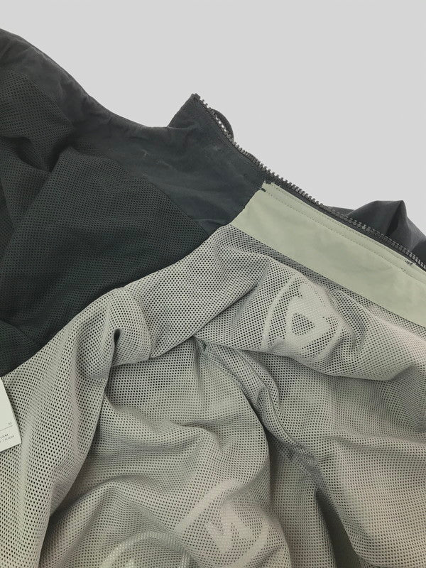 【中古品】【メンズ】 NIKE ナイキ CLUB MEN'S HOODED JACKET IH5962-029 クラブ メンズ フーデッド ジャケット ライトアウター 148-260625-rt-28-tagh サイズ：M カラー：グレー/ブラック 万代Net店