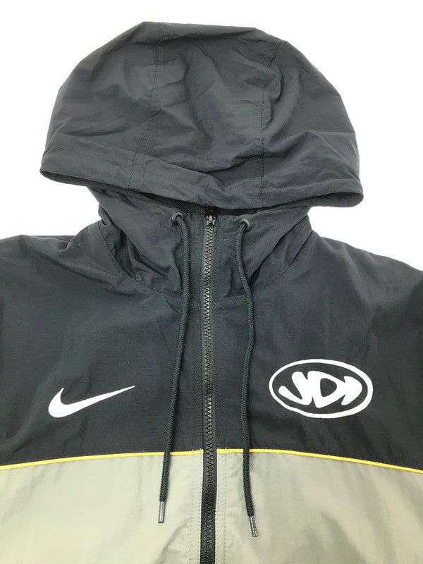 【中古品】【メンズ】 NIKE ナイキ CLUB MEN'S HOODED JACKET IH5962-029 クラブ メンズ フーデッド ジャケット ライトアウター 148-260625-rt-28-tagh サイズ：M カラー：グレー/ブラック 万代Net店