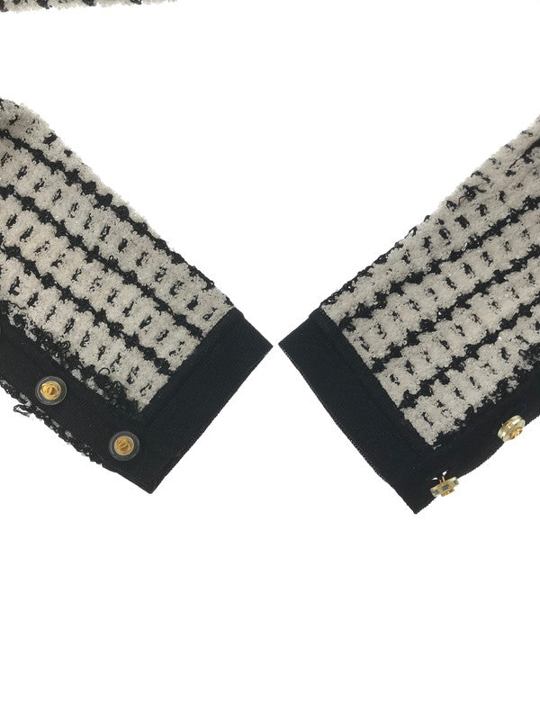 【中古品】【レディース】 CHANEL BOUTIQUE シャネル ブティック COCO MARK BUTTON KNIT CARDIGAN ココ マーク ボタン ニット カーディガン トップス 183-260621-rt-05-tagh サイズ：不明 下記参照 カラー：ホワイト/ブラック 万代Net店