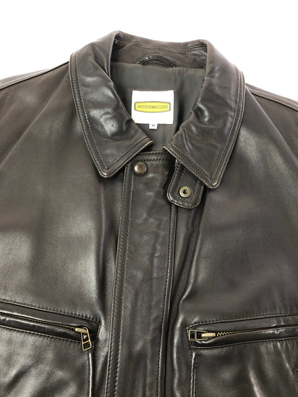 【現状渡し品】【メンズ】 INTERMEZZO インターメッツォ LEATHER ZIP UP JACKET 6259492 レザー ジップアップ ジャケット アウター 146-260909-na-13-tagh サイズ：M カラー：ダークブラウン 万代Net店