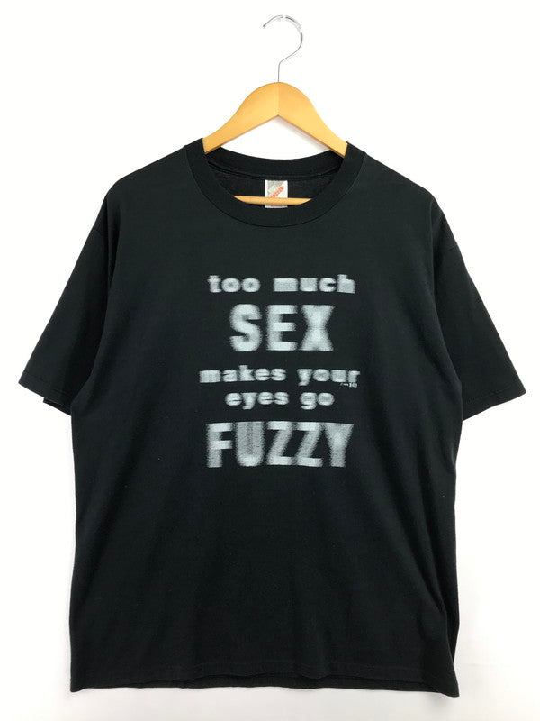 【中古品】【メンズ】 JERZEES ジャージーズ 90's TOO MUCH SEX MAKES YOUR EYES GO FUZZY TEXT DESIGN TEE テキスト デザイン Tシャツ トップス 146-260718-rt-05-tagh サイズ：L カラー：ブラック 万代Net店