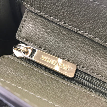 【中古品】【レディース】 MICHAEL KORS MK SIGNATURE 2WAY HAND BAG MK シグネチャー ツーウェイ ハンドバッグ ショルダーバッグ カバン 188-260729-ki-02-tagh カラー：ブラウン/カーキ 万代Net店