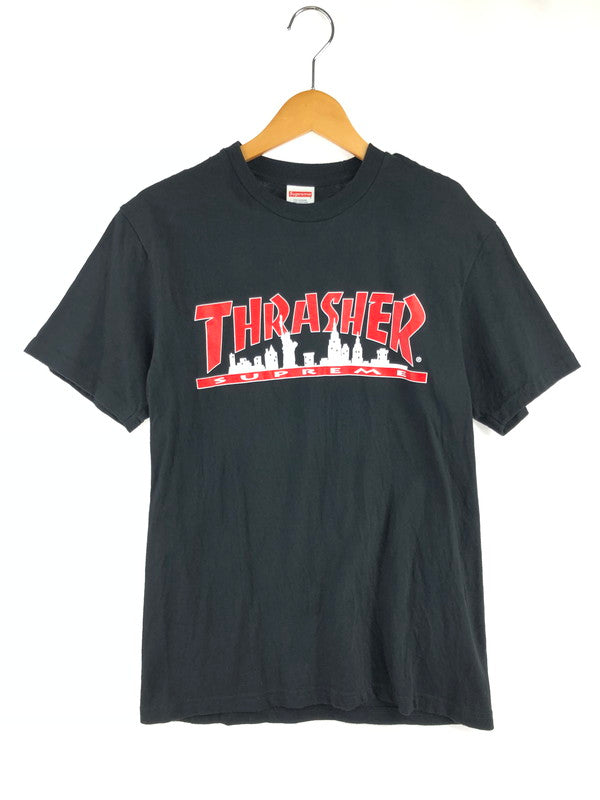 【中古品】【メンズ】 SUPREME シュプリーム × THRASHER スラッシャー コラボ 21AW SKYLINE TEE スカイラインTシャツ プリント 半袖 Tシャツ カットソー 149-260802-hi-05-tagh サイズ：S カラー：ブラック 万代Net店