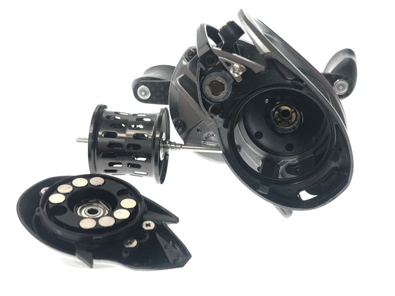 【中古美品】 ABU GARCIA アブガルシア ZENON ゼノン LTX ベイトリール 右ハンドル 釣り 釣り具等 134-260806-rt-03-tagh 万代Net店