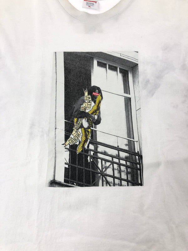 【中古品】【メンズ】 SUPREME シュプリーム ×ANTIHERO アンタイヒーロー コラボ 20AW BALCONY TEE バルコニーTシャツ プリント 半袖 Tシャツ カットソー 149-260802-hi-02-tagh サイズ：XL カラー：ホワイト 万代Net店