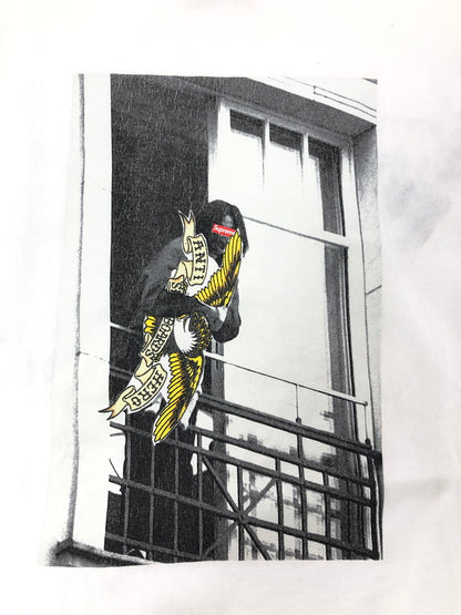 【中古品】【メンズ】 SUPREME シュプリーム ×ANTIHERO アンタイヒーロー コラボ 20AW BALCONY TEE バルコニーTシャツ プリント 半袖 Tシャツ カットソー 149-260802-hi-02-tagh サイズ：XL カラー：ホワイト 万代Net店
