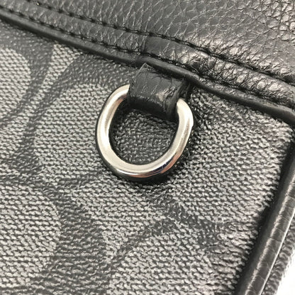 【ジャンク品】【メンズ】 COACH コーチ × SNOOPY スヌーピー コラボ SIGNATURE SHOULDER BAG C4027 シグネチャー ショルダーバッグ カバン 180-260802-hi-19-tagh カラー：ブラック/ブルー 万代Net店
