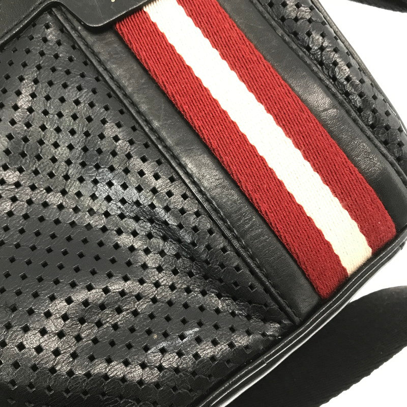 【中古品】【メンズ】 BALLY バリー LINE MESH SHOULDER BAG パンチングレザー メッシュ ショルダーバッグ ライン カバン 188-260802-hi-20-tagh カラー：ブラック 万代Net店