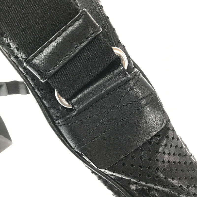 【中古品】【メンズ】 BALLY バリー LINE MESH SHOULDER BAG パンチングレザー メッシュ ショルダーバッグ ライン カバン 188-260802-hi-20-tagh カラー：ブラック 万代Net店