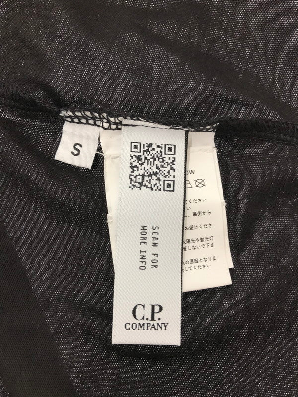 【中古品】【メンズ】 C.P.COMPANY シーピー カンパニー LOGO T-SHIRT BLACK RCCMTS726A-0051-00W ロゴ Tシャツ トップス 141-260801-rt-12-tagh サイズ：S カラー：ブラック 万代Net店