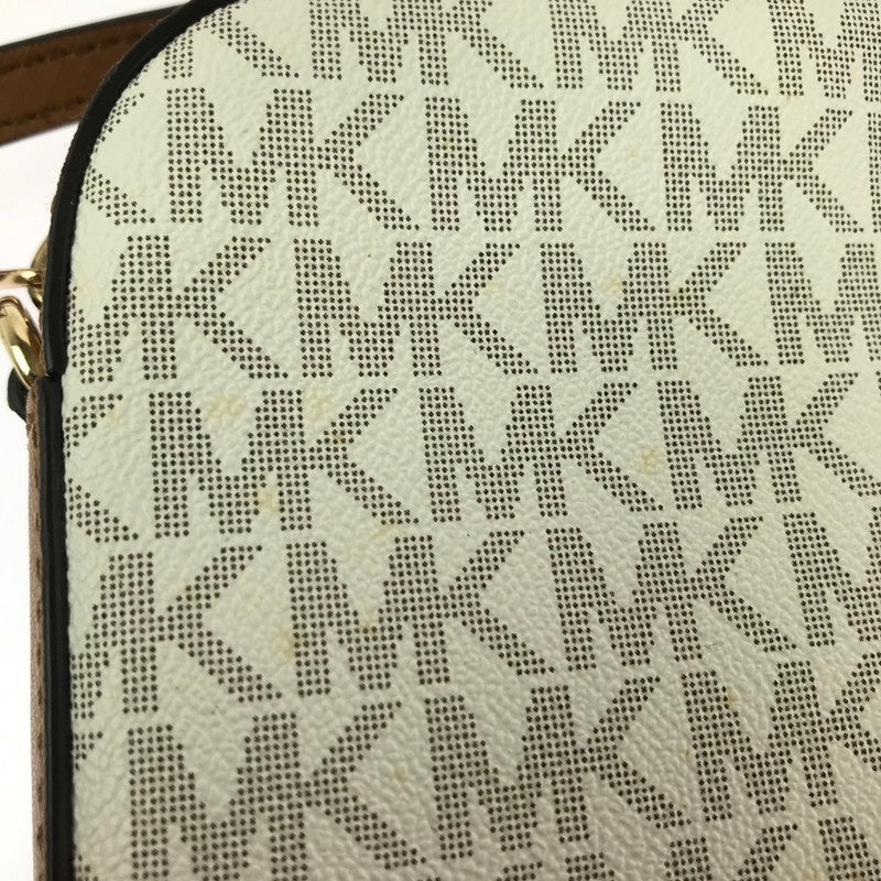 【中古品】【メンズ】 MICHAEL KORS マイケルコース JET SET ITEM LG EW CROSSBODY BAG WHITE クロスボディーバッグ 180-260806-su-08-tagh カラー：ホワイト/ブラウン 万代Net店