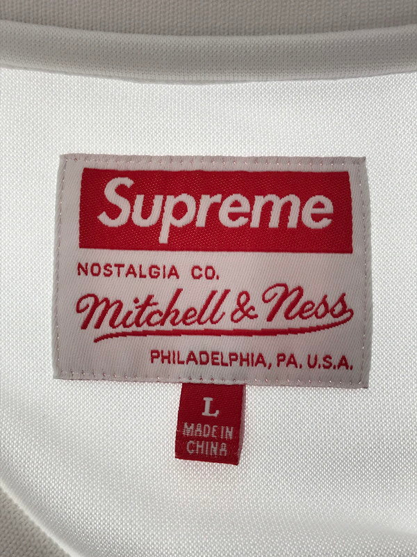 【中古品】【メンズ】 SUPREME シュプリーム × MITCHELL&NESS ミッチェルアンドネス 22AW FOOTBALL JERSEY WHITE フットボール ジャージ トップス コラボ 149-260808-rt-04-tagh サイズ：L カラー：ほうぃあと 万代Net店