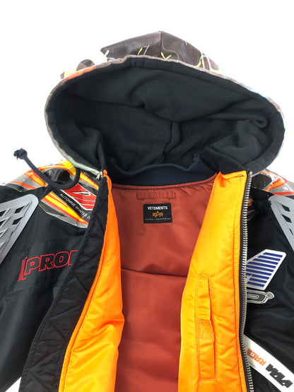 【中古品】【メンズ】 VETEMENTS ヴェトモン × ALPHA INDUSTRIES アルファ コラボ 19AW RACING JACKET 19年 秋冬 レーシング ジャケット アウター 141-260809-rt-04-tagh サイズ：S カラー：マルチカラー 万代Net店