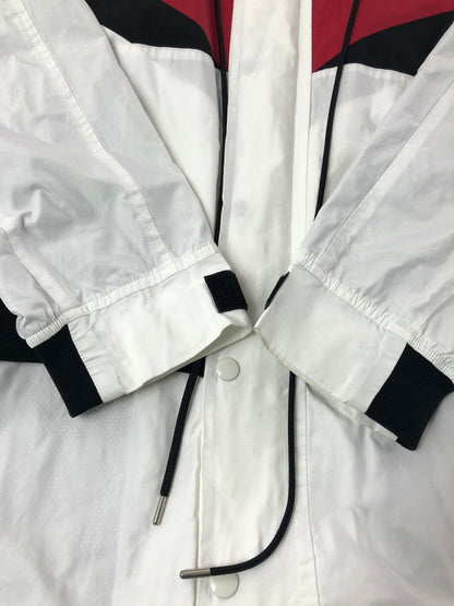 【中古品】【メンズ】 AMBUSH アンブッシュ NYLON HOODIE CAOT AMBOT-129 ナイロン フーデッド コート アウター 142-260809-rt-10-tagh サイズ：1 カラー：ホワイト 万代Net店