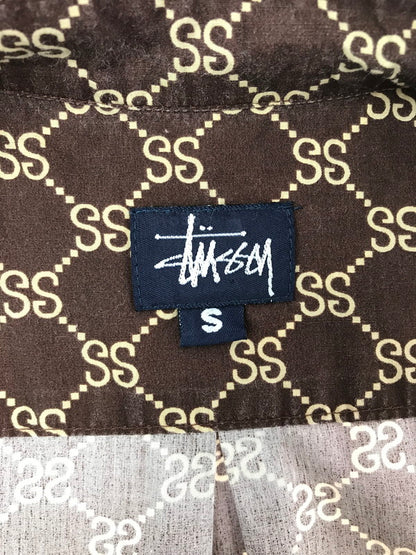 【中古品】【メンズ】 STUSSY ステューシー 90's MADE IN USA MONOGRAM S/S SHIRT ９０年代 モノグラム ショートスリーブ シャツ トップス 142-260807-rt-01-tagh サイズ：S カラー：ブラウン 万代Net店