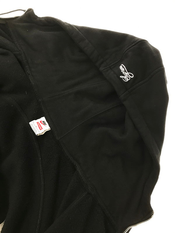 【中古品】【メンズ】 SUPREME シュプリーム × NIKE ナイキ ZIP UP HOODIE HF9633-010 ジップアップフーディー パーカー トップス 149-260809-hi-01-tagh サイズ：M カラー：ブラック 万代Net店