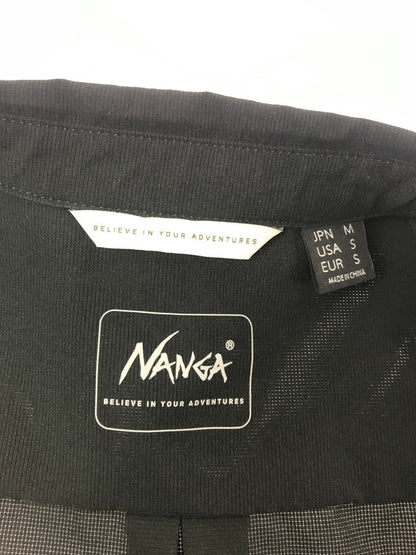 【中古品】【メンズ】 NANGA ナンガ DOTAIRR COMFY SS SHIRT NW2411-1E900 コンフィ ショートスリーブ シャツ トップス 144-260807-rt-18-tagh サイズ：M カラー：ブラック 万代Net店