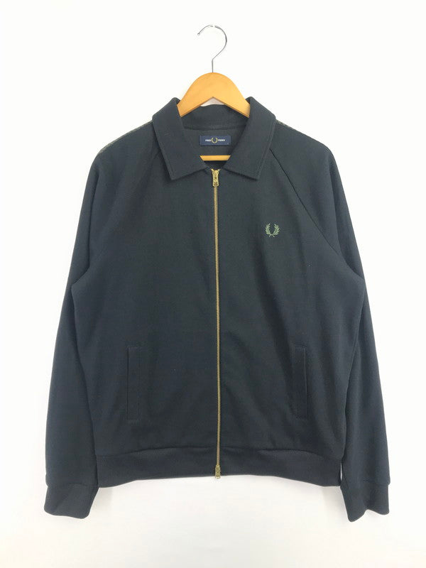 【中古品】【メンズ】 FRED PERRY フレッドペリー TENNIS GRIP TAPED TRACK JACKET J1318 テニス グリップ テープド トラックジャケット ライトアウター 141-260814-rt-15-tagh サイズ：L カラー：ブラック 万代Net店