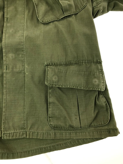 【中古品】【メンズ】 US ARMY アメリカ軍 70's JUNGLE FATIGUE JACKET 8405-935-4707 70年製 ジャングル ファティーグ ジャケット ミリタリージャケット 146-260814-rt-35-tagh サイズ：M カラー：カーキ 万代Net店