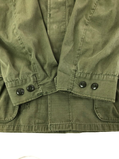【中古品】【メンズ】 US ARMY アメリカ軍 70's JUNGLE FATIGUE JACKET 8405-935-4707 70年製 ジャングル ファティーグ ジャケット ミリタリージャケット 146-260814-rt-35-tagh サイズ：M カラー：カーキ 万代Net店
