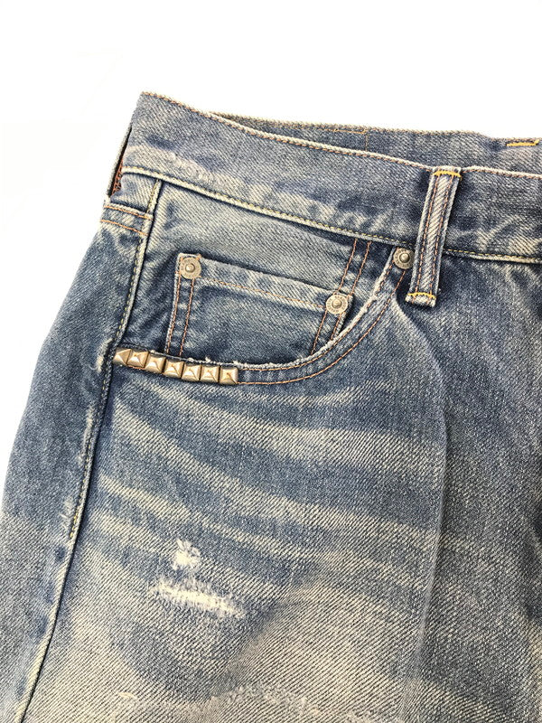 【中古品】【メンズ】 HYSTERIC GLAMOUR ヒステリックグラマー STUDDED DISTRESSED TH REMAKE STRAIGHT DENIM 02221AP06 デニム パンツ ジーンズ ボトムス 151-260814-rt-39-tagh サイズ：W28 L32 カラー：インディゴ 万代Net店