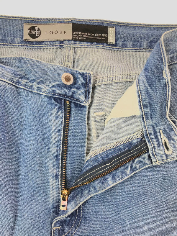【中古品】【メンズ】 LEVI'S リーバイス SILVERTAB LOOSE CARGO DENIM PANTS PC9-A5666-0000 シルバー タブ ルーズ カーゴ デニム パンツ ボトムス 158-260819-rt-26-tag サイズ：W32 L30 カラー：インディゴ 万代Net店